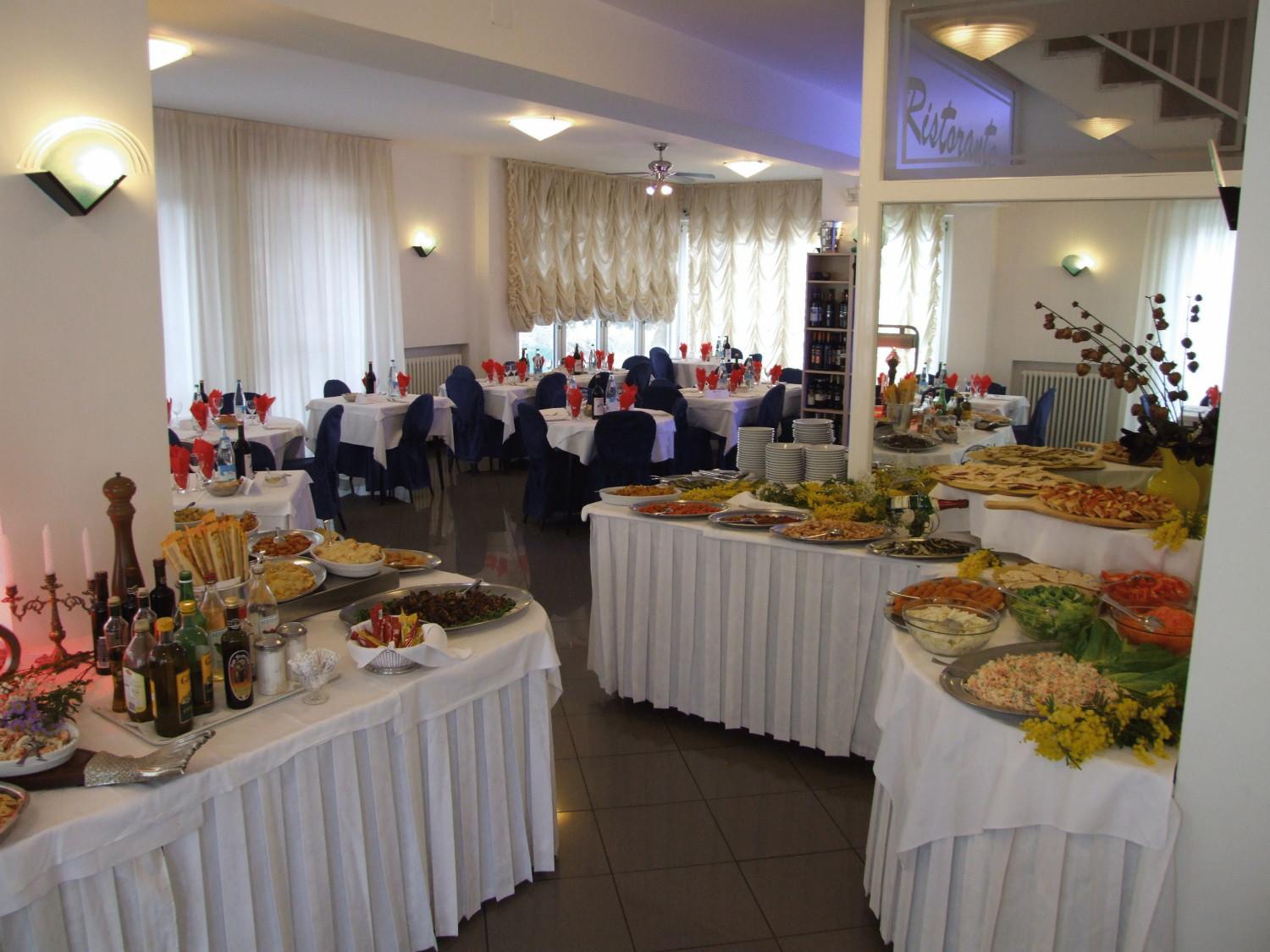 Hotel Mediterraneo Pesaro Exterior foto